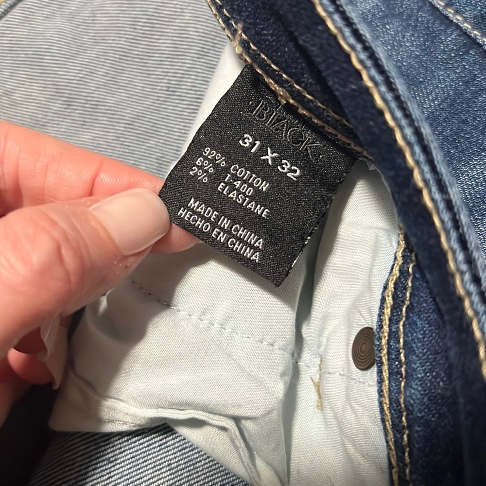 Buckle Black Ripped Jeans - Picture 6 of 6